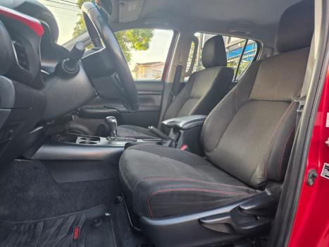 TOYOTA Hilux Caminhonete 2.8 16V 4P SR 4X4 DIESEL CHALLENGE CABINE DUPLA AUTOM�TICO, Foto 4