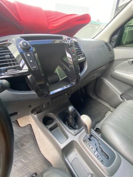 TOYOTA Hilux Caminhonete 2.7 16V 4P SRV FLEX CABINE DUPLA AUTOM�TICO, Foto 8