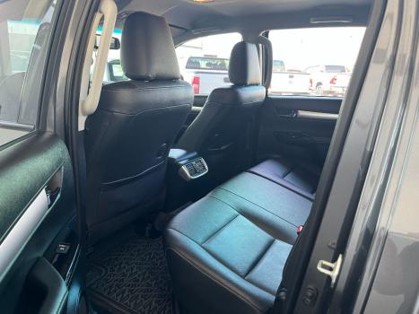 TOYOTA Hilux Caminhonete 2.8 16V SRV 4X4 DIESEL CABINE DUPLA AUTOM�TICO, Foto 9