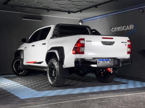 TOYOTA Hilux Caminhonete 2.8 16V GR SPORT 4X4 TURBO DIESEL CABINE DUPLA AUTOM�TICO, Foto 5