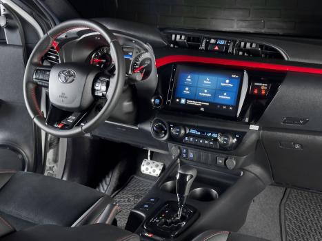 TOYOTA Hilux Caminhonete 2.8 16V GR SPORT 4X4 TURBO DIESEL CABINE DUPLA AUTOM�TICO, Foto 8