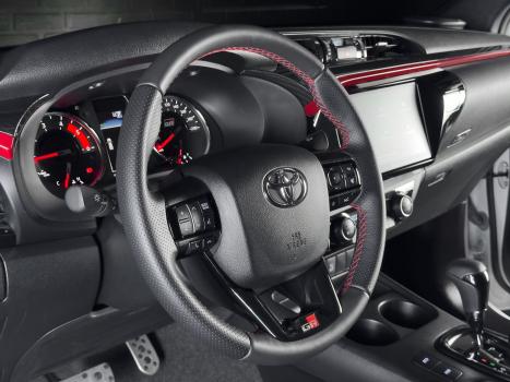 TOYOTA Hilux Caminhonete 2.8 16V GR SPORT 4X4 TURBO DIESEL CABINE DUPLA AUTOM�TICO, Foto 10