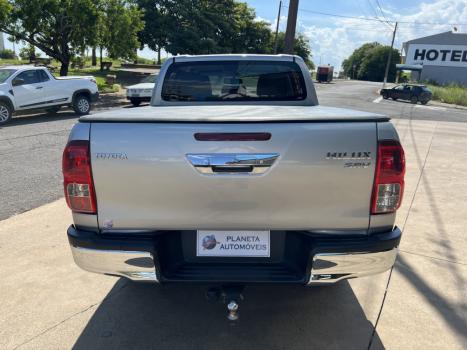 TOYOTA Hilux Caminhonete 2.8 16V SRV 4X4 DIESEL CABINE DUPLA AUTOM�TICO, Foto 6