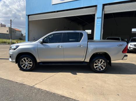 TOYOTA Hilux Caminhonete 2.8 16V SRV 4X4 DIESEL CABINE DUPLA AUTOM�TICO, Foto 8
