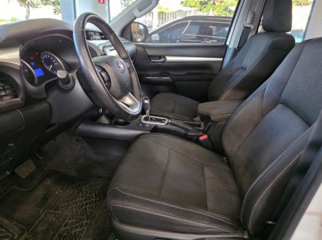 TOYOTA Hilux Caminhonete 2.7 16V 4P SR FLEX CABINE DUPLA AUTOM�TICO, Foto 8