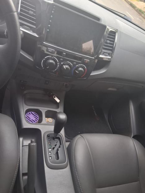 TOYOTA Hilux Caminhonete 2.7 16V 4P SR CABINE DUPLA AUTOM�TICO, Foto 3