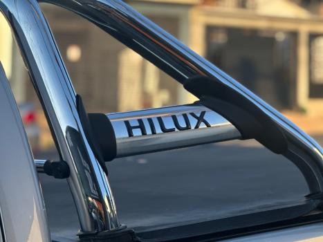 TOYOTA Hilux Caminhonete 2.7 16V 4P SR CABINE DUPLA AUTOM�TICO, Foto 6