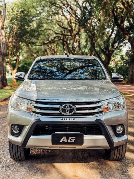 TOYOTA Hilux Caminhonete 2.8 16V SRV 4X4 DIESEL CABINE DUPLA AUTOM�TICO, Foto 4