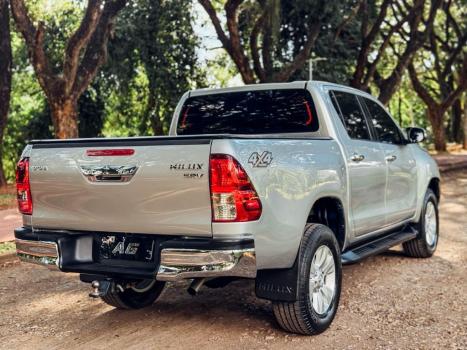 TOYOTA Hilux Caminhonete 2.8 16V SRV 4X4 DIESEL CABINE DUPLA AUTOM�TICO, Foto 13