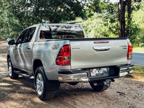 TOYOTA Hilux Caminhonete 2.8 16V SRV 4X4 DIESEL CABINE DUPLA AUTOM�TICO, Foto 14