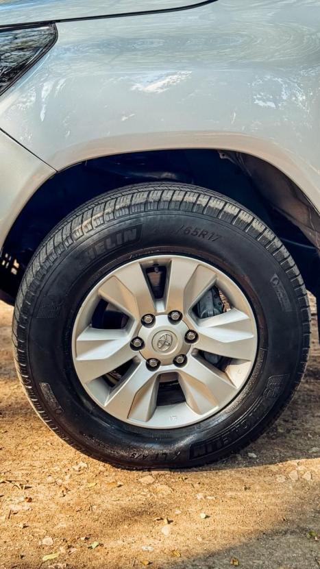TOYOTA Hilux Caminhonete 2.8 16V SRV 4X4 DIESEL CABINE DUPLA AUTOM�TICO, Foto 17