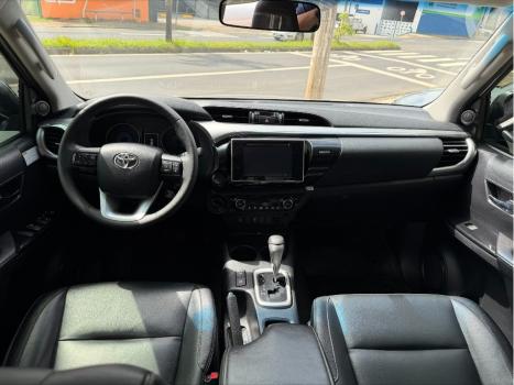 TOYOTA Hilux Caminhonete 2.7 16V 4P SRV FLEX 4X4  CABINE DUPLA AUTOM�TICO, Foto 9