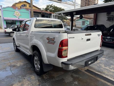 TOYOTA Hilux Caminhonete 3.0 4P 4X4 SRV TURBO DIESEL CABINE DUPLA AUTOM�TICO, Foto 3