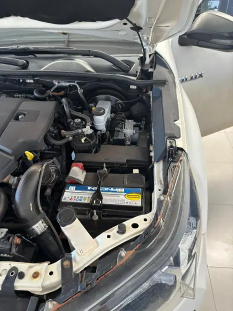 TOYOTA Hilux Caminhonete 2.8 4P 4X4 DIESEL CABINE DUPLA, Foto 14