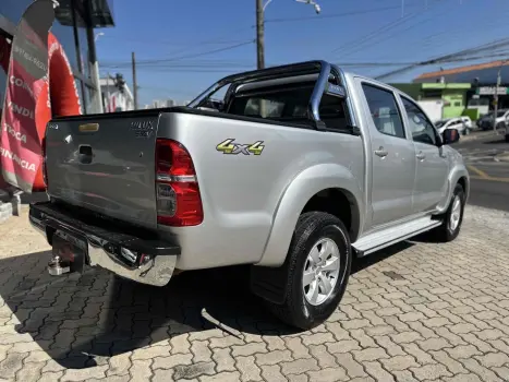 TOYOTA Hilux Caminhonete 2.7 16V 4P SRV FLEX 4X4  CABINE DUPLA AUTOM�TICO, Foto 4