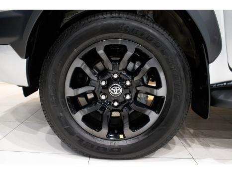 TOYOTA Hilux Caminhonete , Foto 11