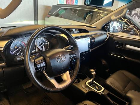 TOYOTA Hilux Caminhonete 2.8 16V SRX LIMITED 4X4 TURBO DIESEL CABINE DUPLA AUTOM�TICO, Foto 7