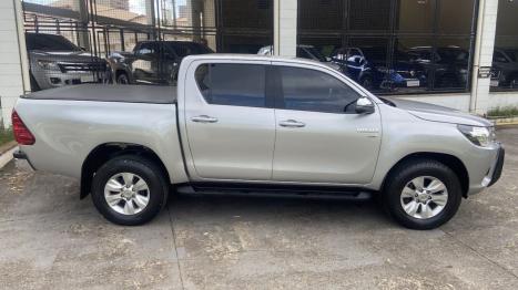 TOYOTA Hilux Caminhonete 2.7 16V 4P SRV FLEX CABINE DUPLA AUTOM�TICO, Foto 7
