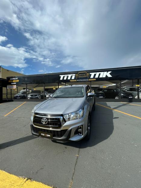 TOYOTA Hilux Caminhonete 2.7 16V 4P SRV CABINE DUPLA, Foto 1