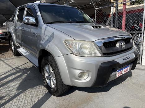TOYOTA Hilux Caminhonete 3.0 4P 4X4 SRV TURBO DIESEL CABINE DUPLA AUTOM�TICO, Foto 2