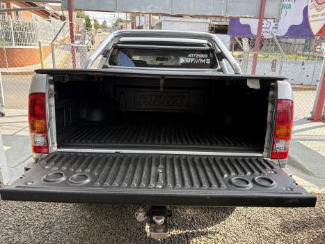 TOYOTA Hilux Caminhonete 3.0 4P 4X4 SRV TURBO DIESEL CABINE DUPLA AUTOM�TICO, Foto 6
