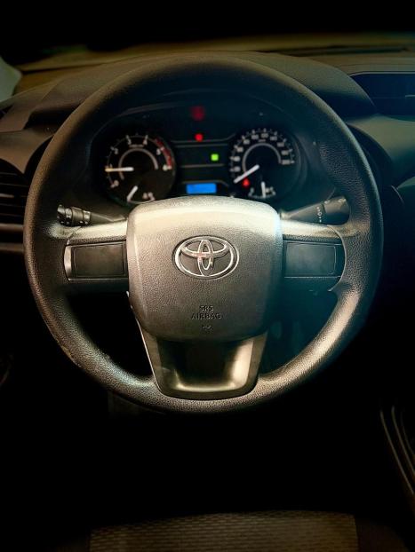 TOYOTA Hilux Caminhonete 2.8 4P 4X4 DIESEL CABINE DUPLA, Foto 7