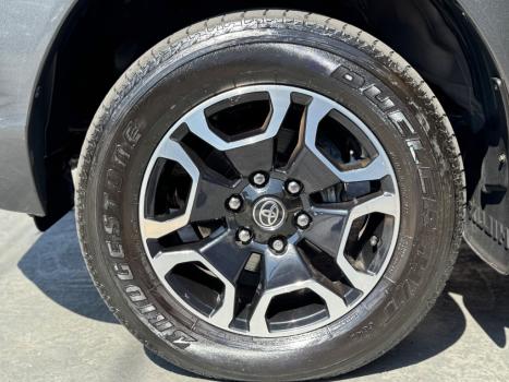 TOYOTA Hilux Caminhonete 2.8 16V SRX 4X4 TURBO DIESEL CABINE DUPLA AUTOM�TICO, Foto 13