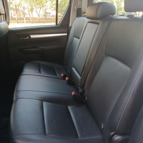 TOYOTA Hilux Caminhonete 2.7 16V 4P SRV FLEX CABINE DUPLA AUTOM�TICO, Foto 8
