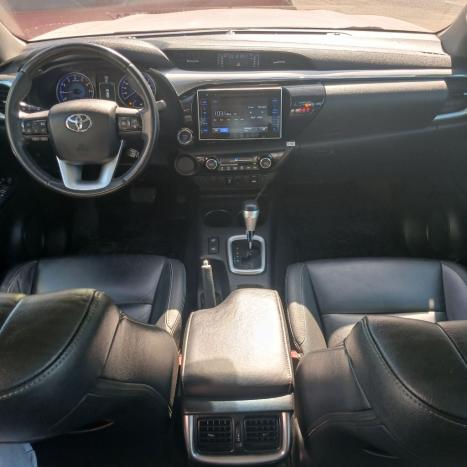 TOYOTA Hilux Caminhonete 2.7 16V 4P SRV FLEX CABINE DUPLA AUTOM�TICO, Foto 20