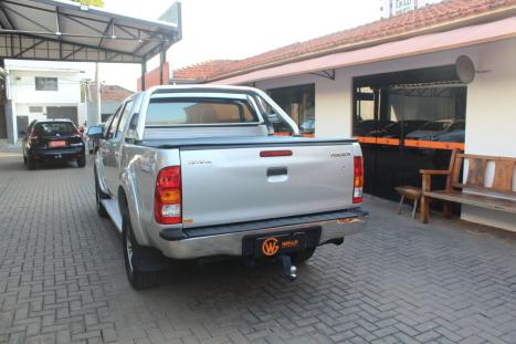 TOYOTA Hilux Caminhonete 3.0 4P SR 4X4 TURBO DIESEL CABINE DUPLA, Foto 8