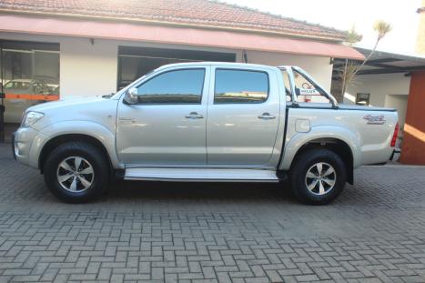 TOYOTA Hilux Caminhonete 3.0 4P SR 4X4 TURBO DIESEL CABINE DUPLA, Foto 9
