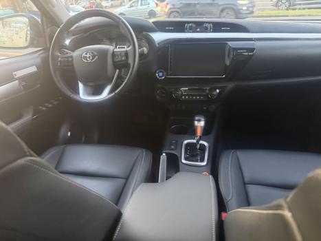 TOYOTA Hilux Caminhonete 2.8 16V SRX 4X4 TURBO DIESEL CABINE DUPLA AUTOM�TICO, Foto 6