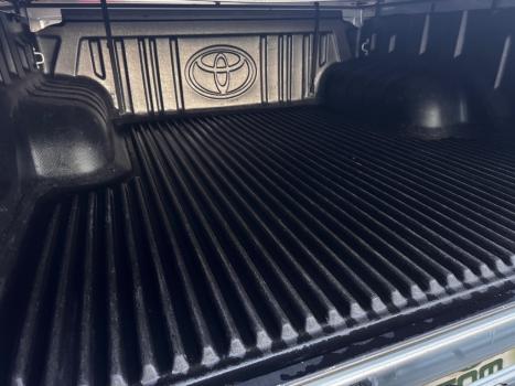 TOYOTA Hilux Caminhonete 2.7 16V 4P SRV FLEX CABINE DUPLA AUTOM�TICO, Foto 9