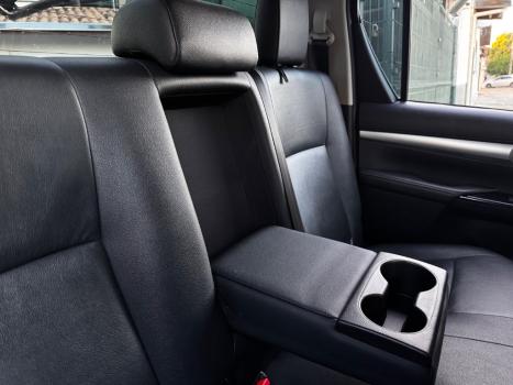 TOYOTA Hilux Caminhonete 2.7 16V 4P SRV FLEX CABINE DUPLA AUTOM�TICO, Foto 31