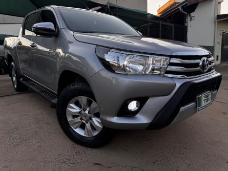 TOYOTA Hilux Caminhonete 2.7 16V 4P SRV FLEX CABINE DUPLA AUTOM�TICO, Foto 46