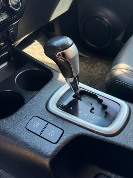 TOYOTA Hilux Caminhonete 2.8 16V SRX 4X4 DIESEL CABINE DUPLA AUTOM�TICO, Foto 5
