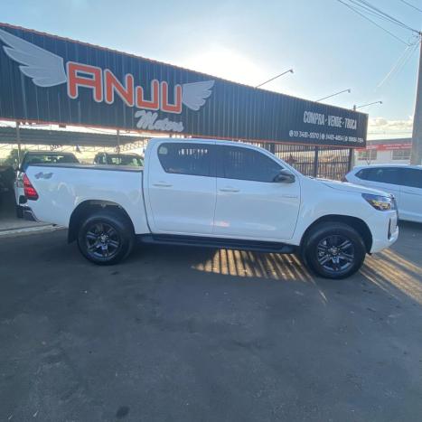 TOYOTA Hilux Caminhonete 3.0 4P SR TURBO DIESEL CABINE DUPLA, Foto 5
