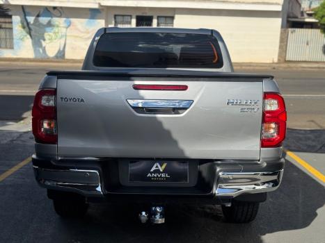 TOYOTA Hilux Caminhonete 2.7 16V 4P SRV FLEX 4X4  CABINE DUPLA AUTOM�TICO, Foto 4