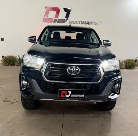 TOYOTA Hilux Caminhonete 2.8 16V SRV 4X4 DIESEL CABINE DUPLA AUTOM�TICO, Foto 2