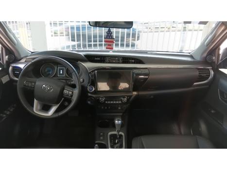 TOYOTA Hilux Caminhonete 2.8 16V SRX 4X4 DIESEL CABINE DUPLA AUTOM�TICO, Foto 4
