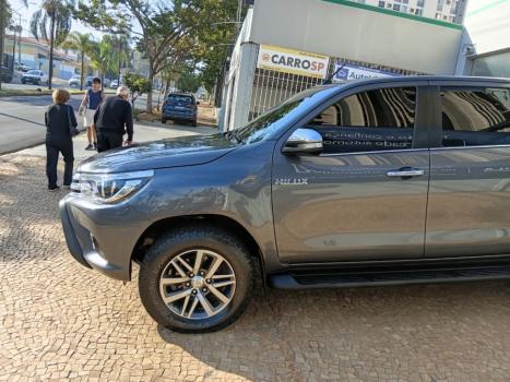 TOYOTA Hilux Caminhonete 2.8 16V SRX 4X4 DIESEL CABINE DUPLA AUTOM�TICO, Foto 6
