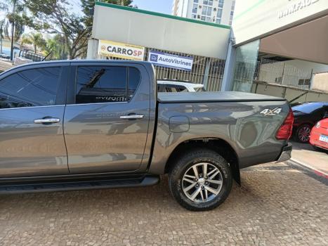 TOYOTA Hilux Caminhonete 2.8 16V SRX 4X4 DIESEL CABINE DUPLA AUTOM�TICO, Foto 7