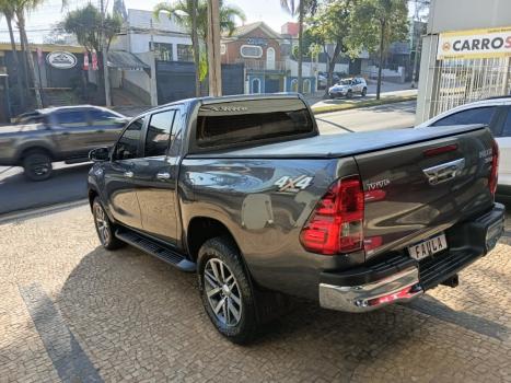 TOYOTA Hilux Caminhonete 2.8 16V SRX 4X4 DIESEL CABINE DUPLA AUTOM�TICO, Foto 10