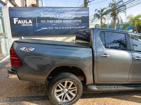 TOYOTA Hilux Caminhonete 2.8 16V SRX 4X4 DIESEL CABINE DUPLA AUTOM�TICO, Foto 14