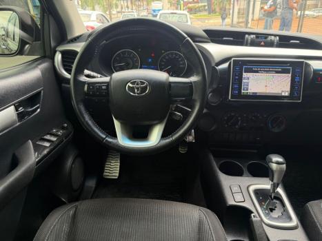 TOYOTA Hilux Caminhonete 2.7 16V 4P SRV FLEX CABINE DUPLA AUTOM�TICO, Foto 6