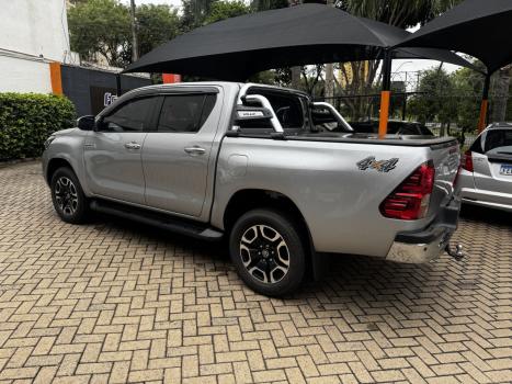 TOYOTA Hilux Caminhonete 2.8 16V SRV 4X4 DIESEL CABINE DUPLA AUTOM�TICO, Foto 3