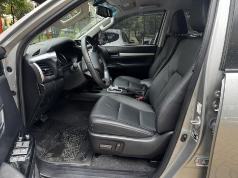 TOYOTA Hilux Caminhonete 2.8 16V SRV 4X4 DIESEL CABINE DUPLA AUTOM�TICO, Foto 7