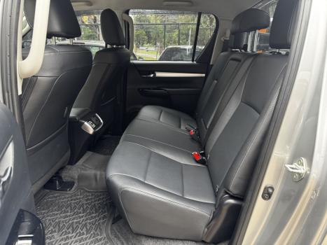 TOYOTA Hilux Caminhonete 2.8 16V SRV 4X4 DIESEL CABINE DUPLA AUTOM�TICO, Foto 8
