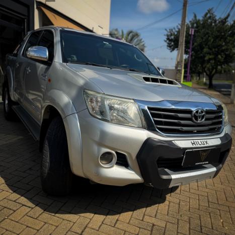 TOYOTA Hilux Caminhonete 3.0 4P SR 4X4 DIESEL CABINE DUPLA, Foto 3