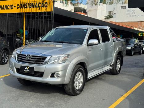 TOYOTA Hilux Caminhonete 2.7 16V 4P SRV FLEX 4X4  CABINE DUPLA AUTOM�TICO, Foto 2